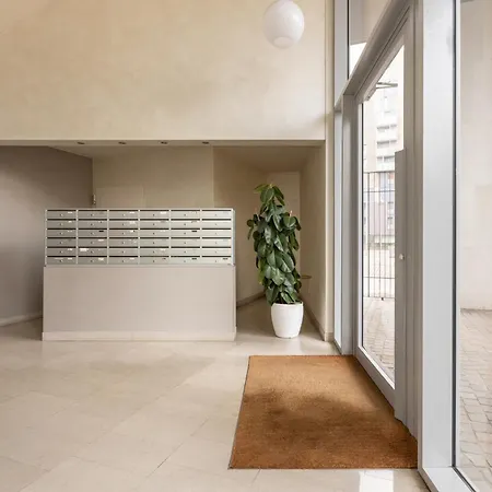 Bright Two Bedrooms With Terrace Zanuso - Mirable Pm شقة *