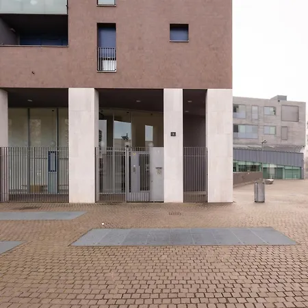 Bright Two Bedrooms With Terrace Zanuso - Mirable Pm ミラノ